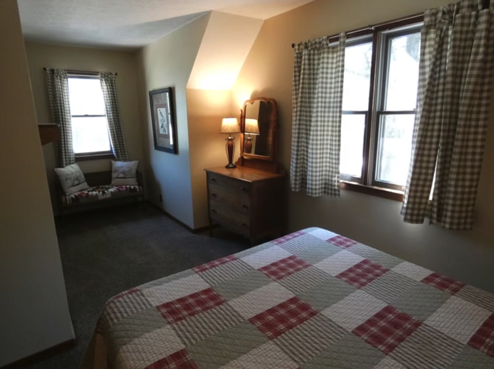 Hideaway cabin photo 11