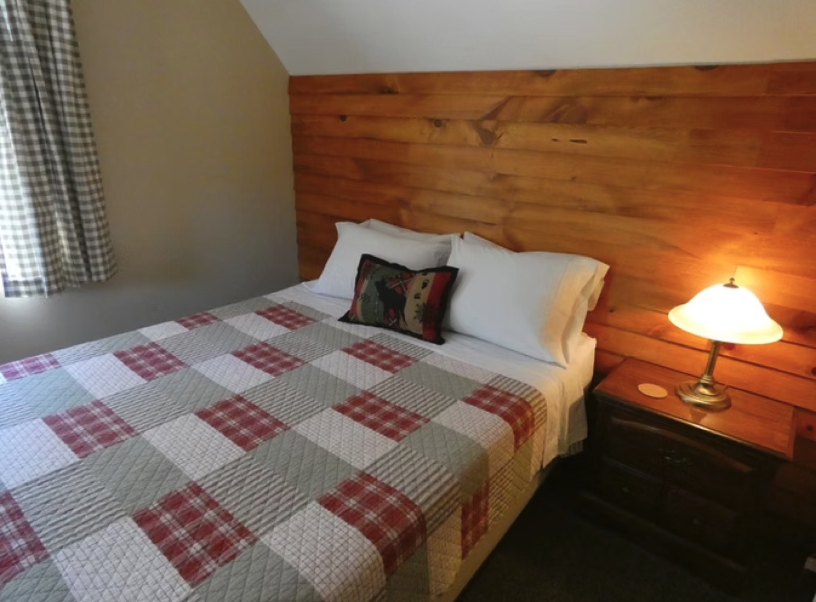 Hideaway cabin photo 13