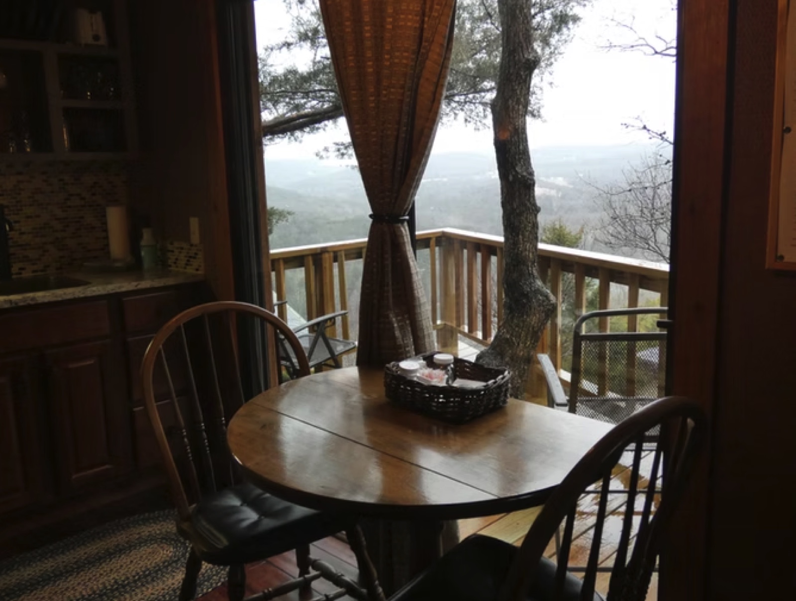 Sunset cabin photo 14